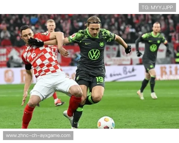 沃尔夫斯堡边路突破频繁拉扯防守宽度